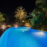 Cubo's Lagunas De Azahar High Privacy